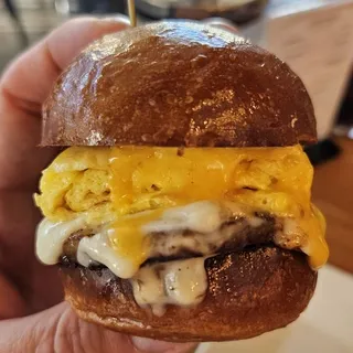 BREAKFAST SLIDERS