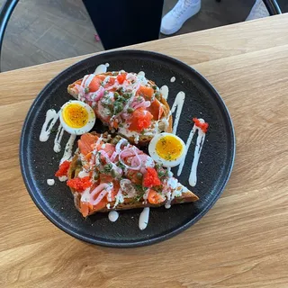 AVOCADO TOAST