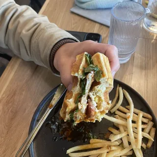 HOT CHICKEN & WAFFLE SANDWICH