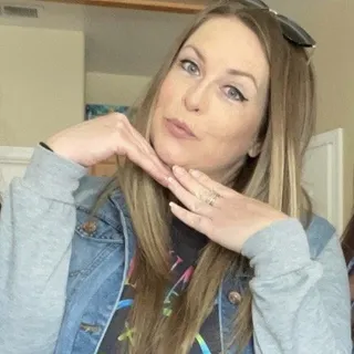 Shannon S.
