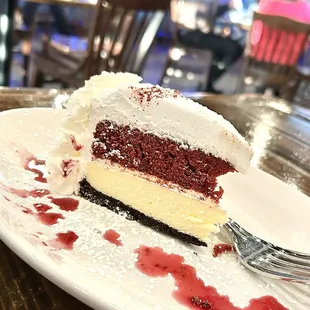 Red velvet cheesecake