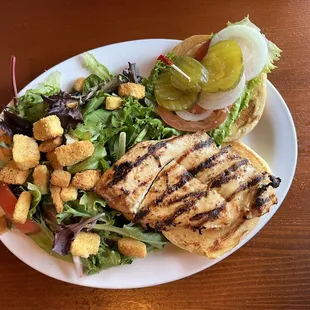 Grill Chicken with side salad