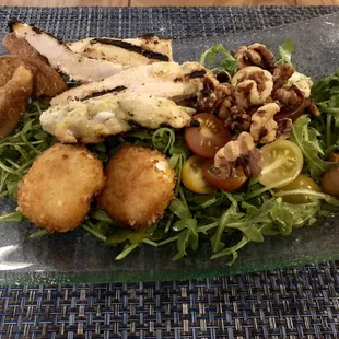 Spiced Pear & Goat Cheese Salad