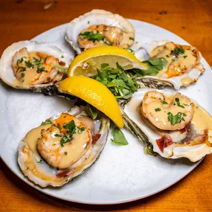 a plate of oysters