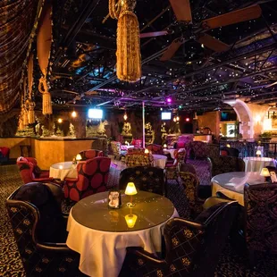 An ideal place to wine, dine, entertain and spoil corporate guests, our VIP areas are the perfect setting to celebrate, negotiate &amp; indulge.