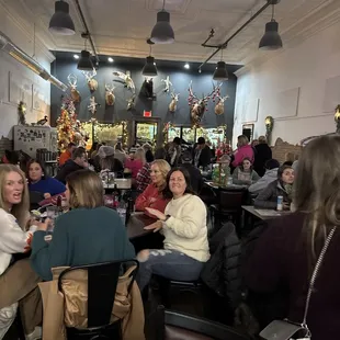 Band is great, everyone is in a fun mood!