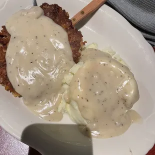 Chicken fried steak with white gravy