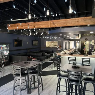 the bar and dining area