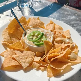 Crab queso dip