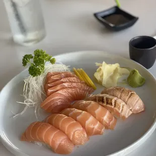 Sake Nigiri (Salmon), Sake Sashimi, Seared Salmon Nigiri