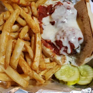 Meatball sub with fries instead of chips