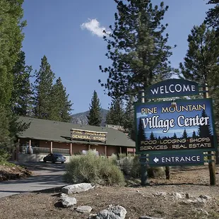 The village has several restaurants, a general store, and shops!