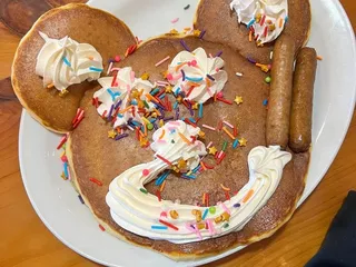 Riverstreet Family Restaurant