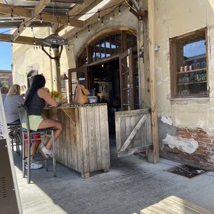 Outdoor bar