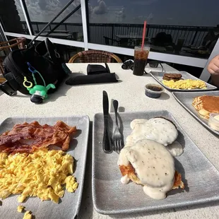 biscuits and gravy with eggs (scrambled) and bacon