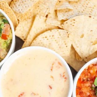 tortilla, guacamole and tortilla