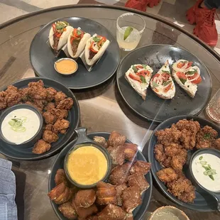 Chicken bites, pork bao