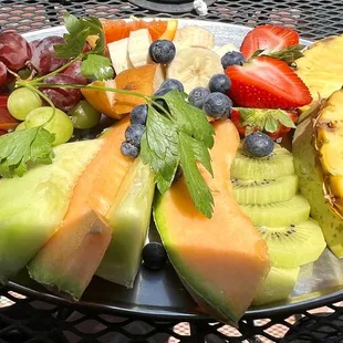 a plate of fruit
