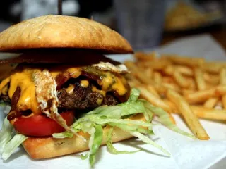 Fry Street Tavern
