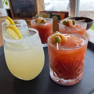 oysters and mussels, drink