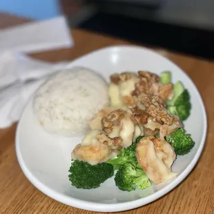 Walnut Shrimp - 10/10