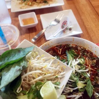 Bun Bo Hue Soup