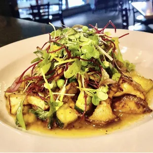 Warm Porcini &amp; Chanterelle.