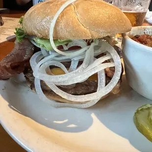 Tavern burger