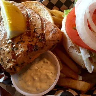 Salmon Burger