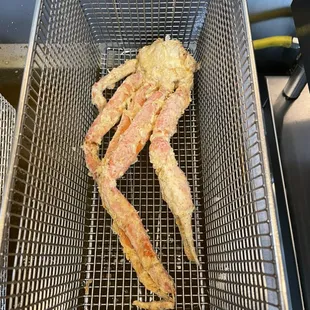 Try our fried snow crab combo served over our house fried rice. And every fried combo comes with our Lucky crack sauce.