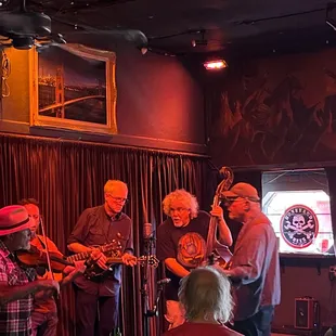 Sundays they have bluegrass!