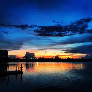 Great spot to watch the sunset over Lake Ivanhoe