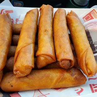 Bacon cheeseburger lumpia
