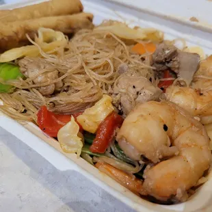 Chicken &amp; Shrimp Pancit w/ 6 Lumpias combo ($19)