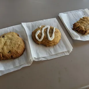 Chocolate chip, pumpkin, and peanut butter cookies. Amazing but peanut butter a little dry and heavy.