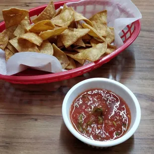 Fresh chips and Salsa