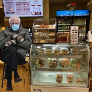 Bernie had lunch at THE LUNCH BOX!!