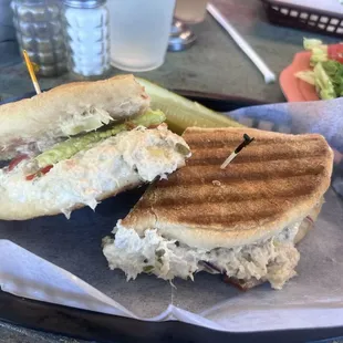 Tuna melt