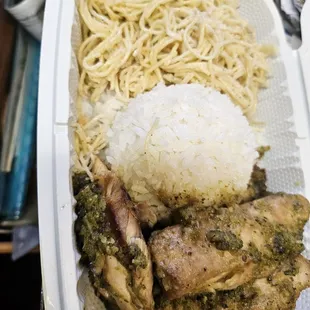 &quot;Pesto Mahi&quot; not pesto...not fresh mahi.