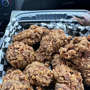 Chicken wings, honey ol bay