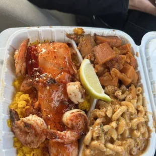 honey glaze salmon/shrimp, yams &amp; mac