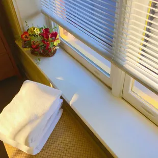 Improvements: Repaired 12 windows, Summer 2018.