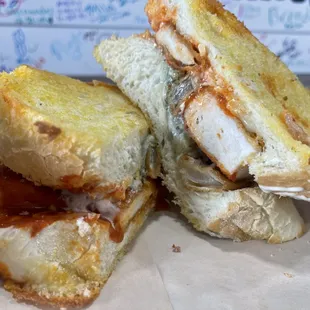 a sandwich cut in half