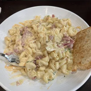 Reuben Mac