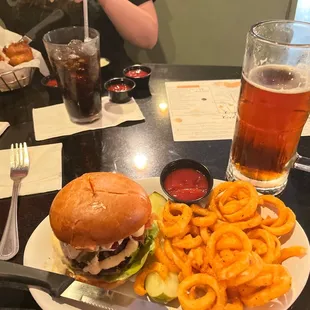 Crispy jalapeño burger