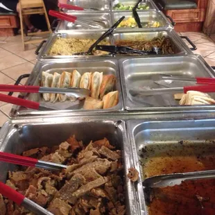 The Sunday Buffett highlights are the gyros and grilled chicken.