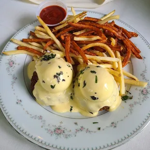 Crab Cake Benedict
