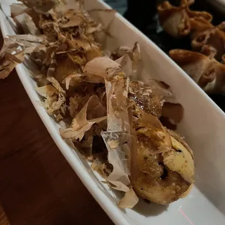 Takoyaki (Octopus Dumpling)