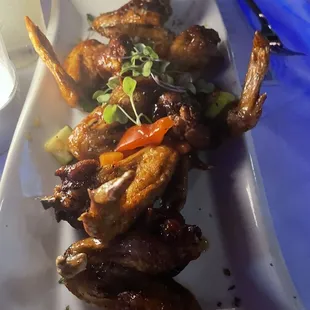 The Madison Signature Wings