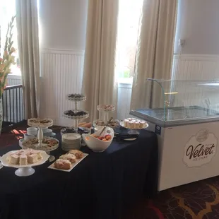 Sunday Brunch Buffet - Desserts